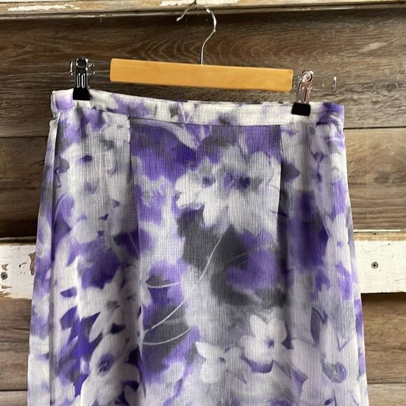 ALFRED DUNNER Ladies Midi Flowy Floral Ruffled Hem Skirt,10 Petite, Purple/white - Picture 3 of 7